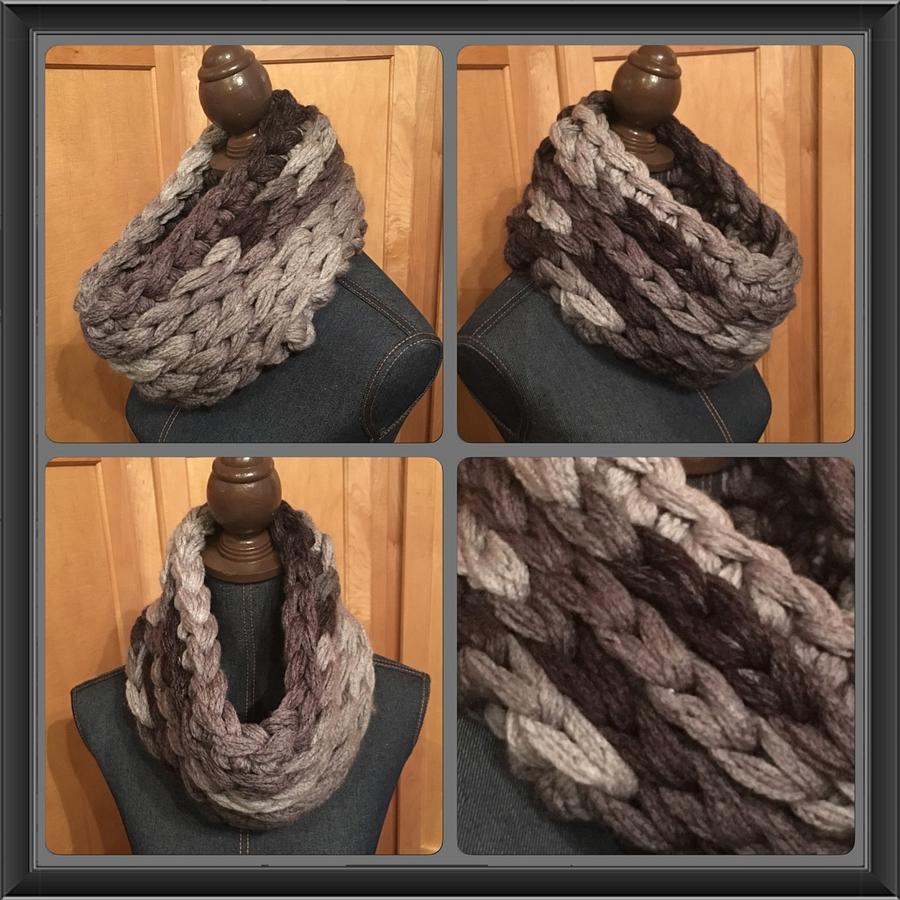 Chunky Granite Cowl