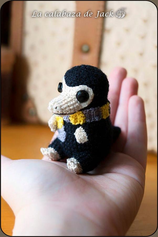 Niffler Amigurumi - Fantastic Beasts - La Calabaza de Jack