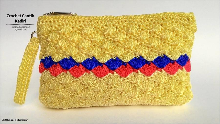 Shell stitch purse 2