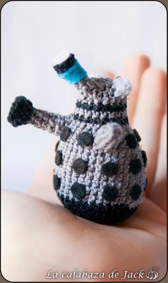 Little dalek Amigurumi - Doctor Who - La Calabaza de Jack