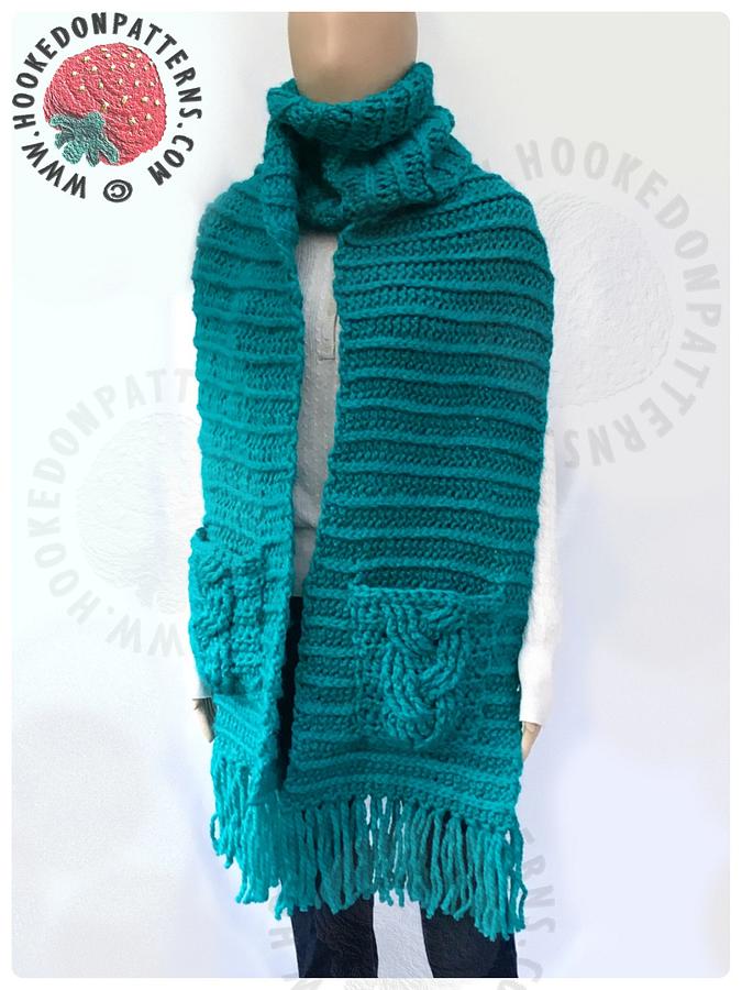 Free Super Chunky Scarf with Pockets