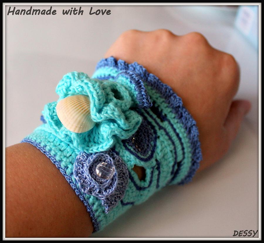 Crochet cuff bracelet "Sea reef"