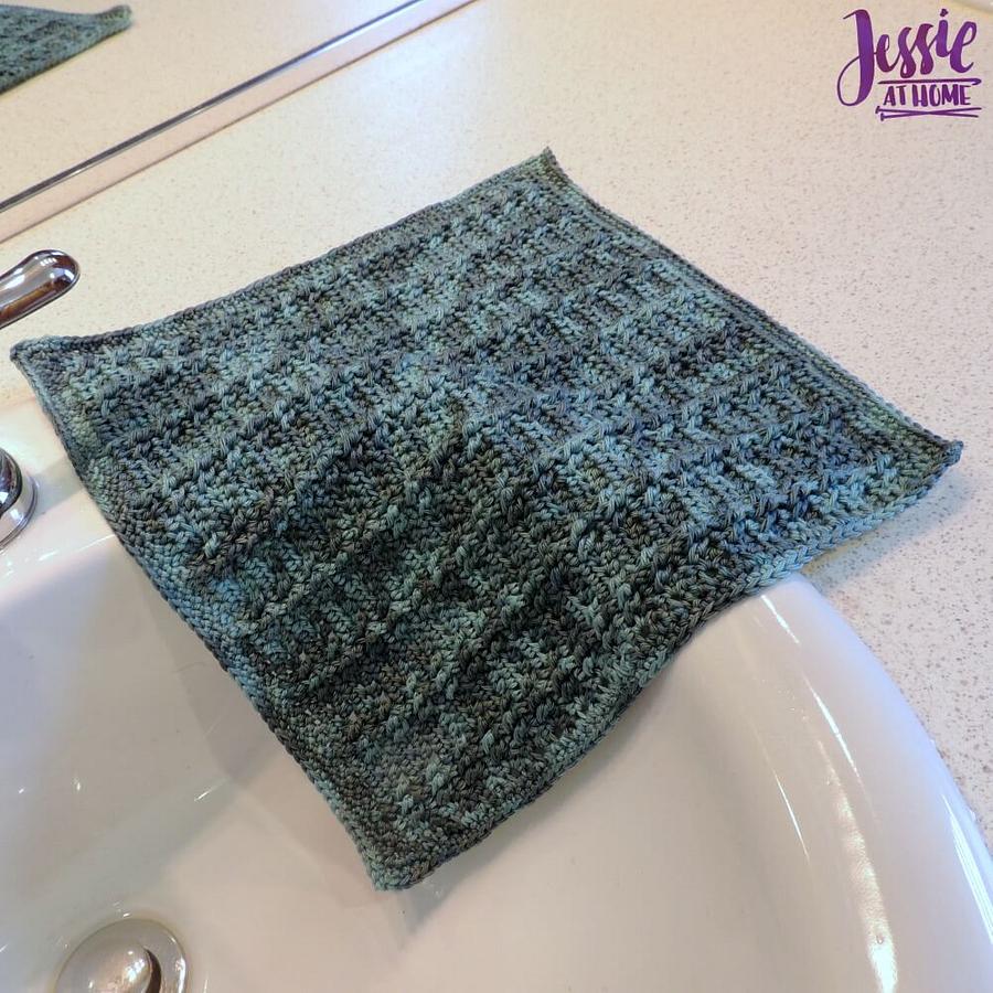 Strand of Diamonds Washcloth