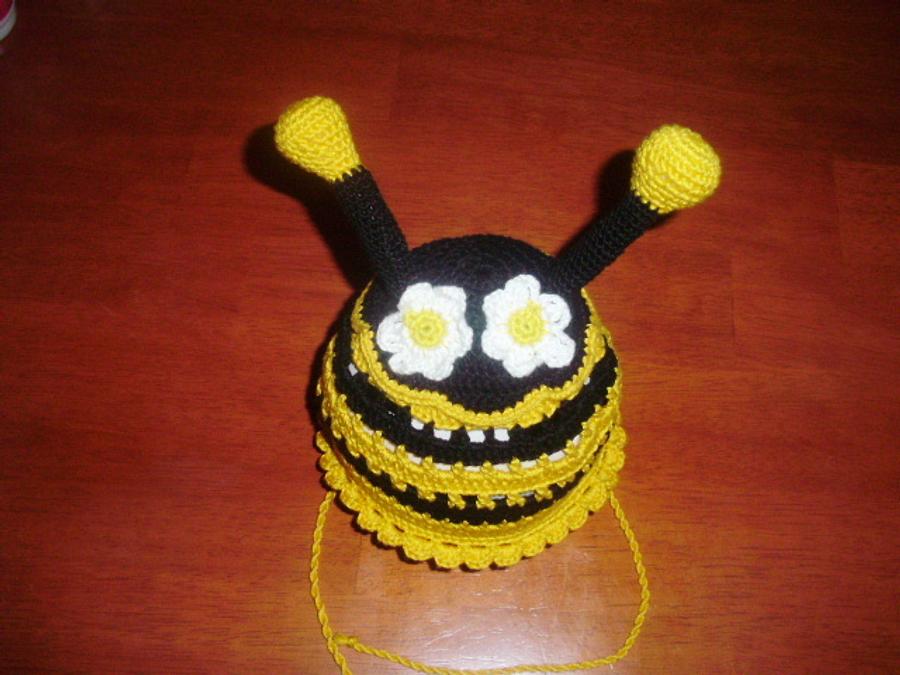 Bumble-bee set