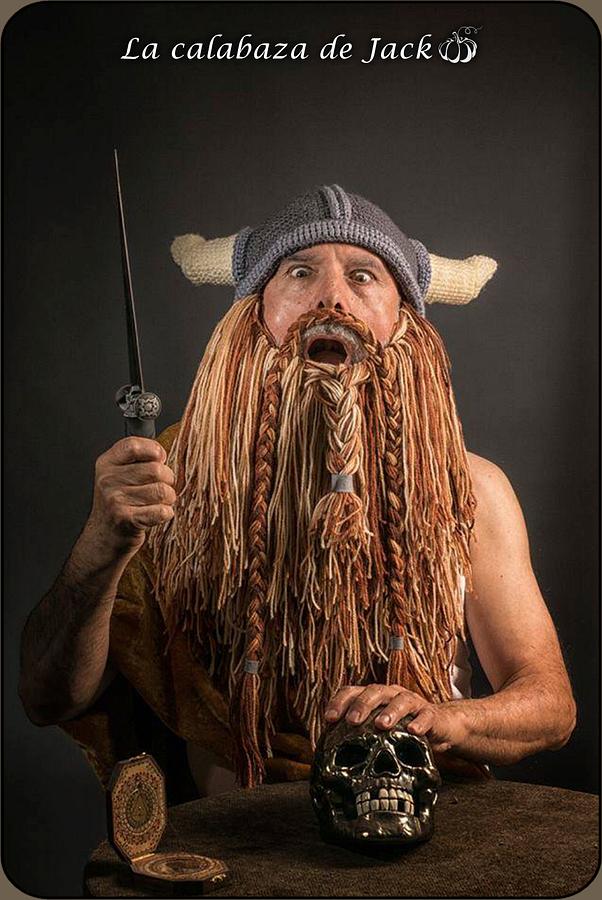 Viking crochet hat - La Calabaza de Jack