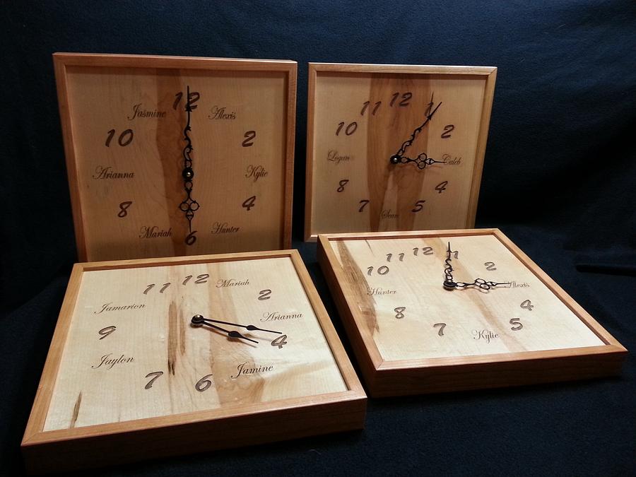 clocks grandkids names - woodworking project by jeff