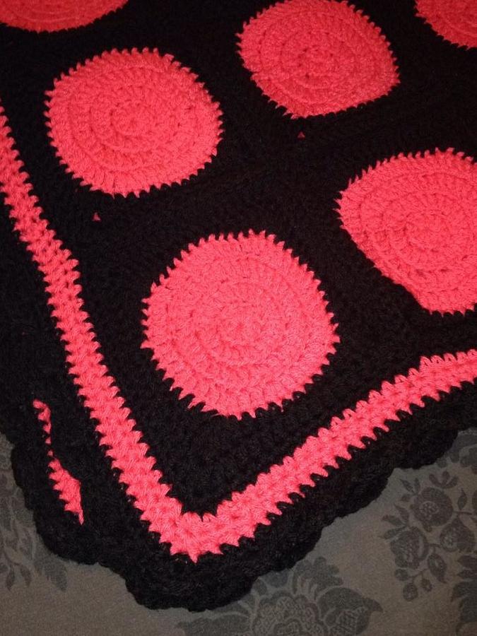 Pink and Black Circle Blanket