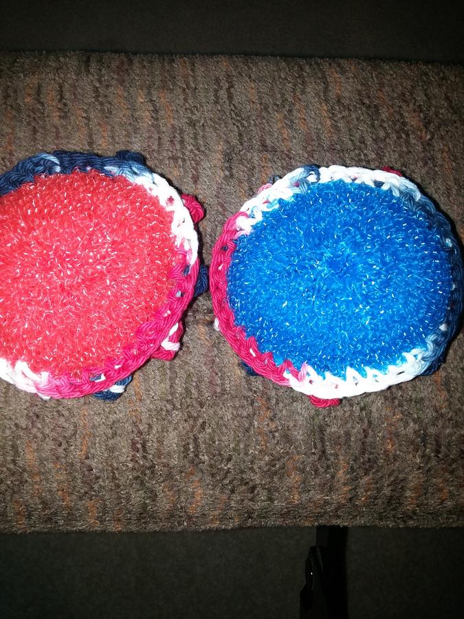 4th of july dishcloth and 2 scrubbies