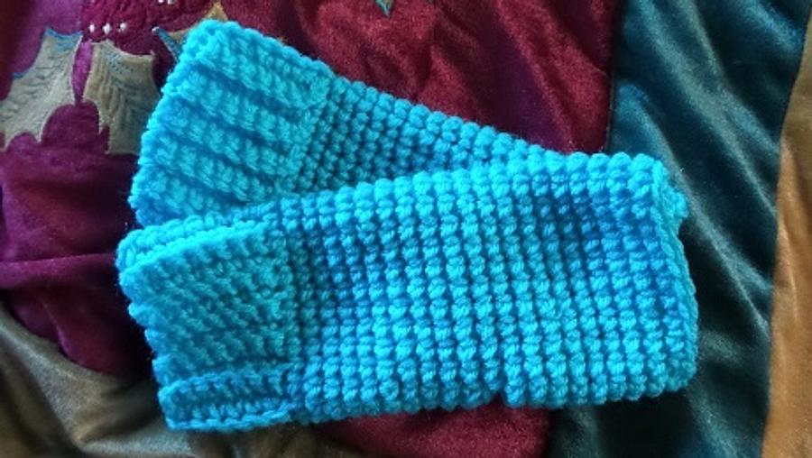 Teal short fingerless mittons for hubby