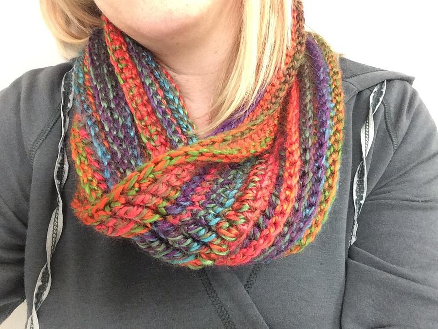 Topsy Turvy Möbius Cowl