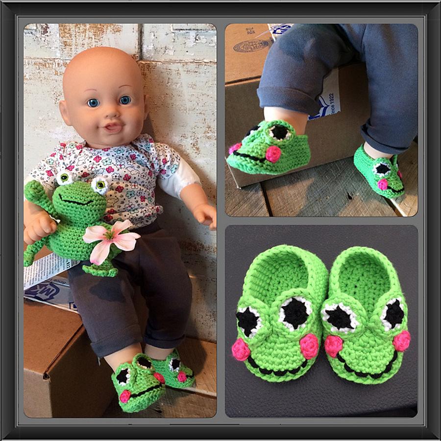 Frog Baby Booties