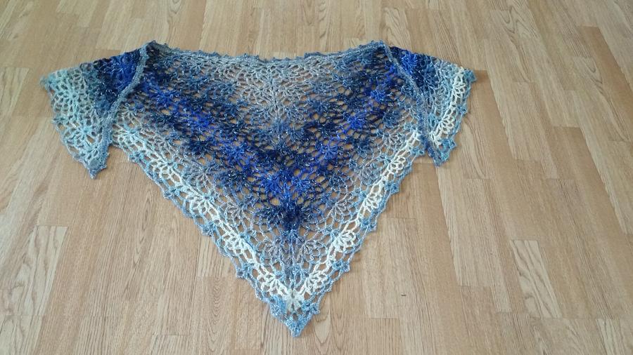 Pineapple shawl