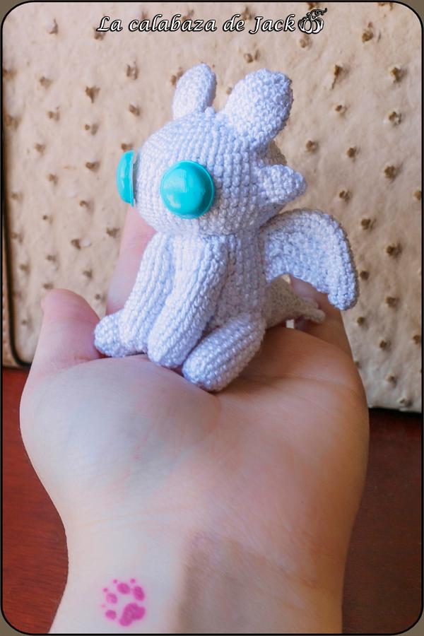 Light fury Amigurumi - How to train your dragon - La Calabaza de Jack