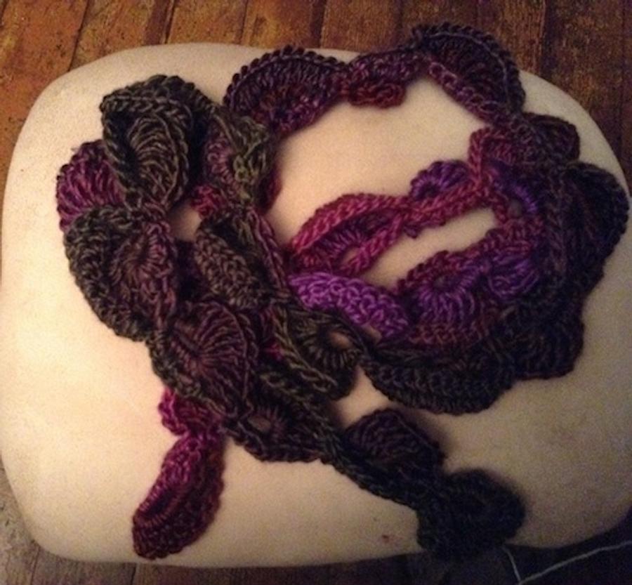 Scarf: Large Shell Stitch