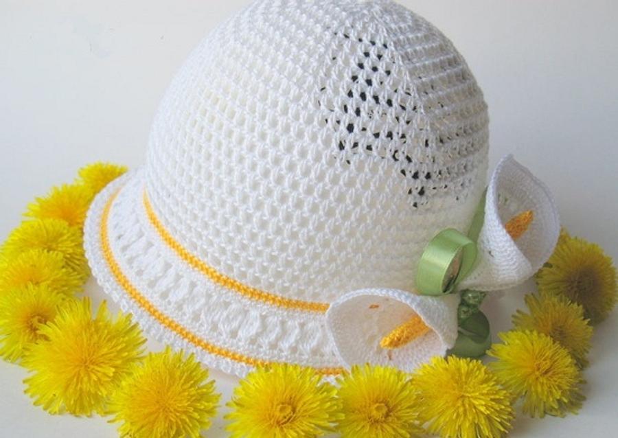 Summer baby hat with flower koala