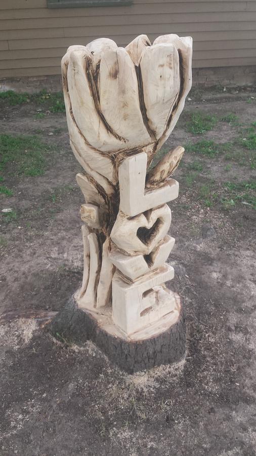 stump carving