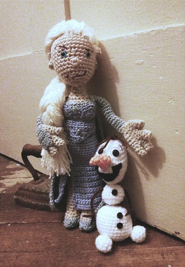 Elsa and Olaf from the Movie Frozen