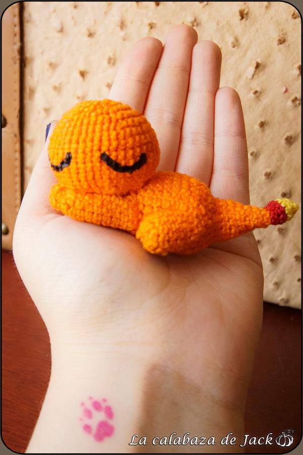 Sleepy Charmander Amigurumi - Pokemon - La Calabaza de Jack