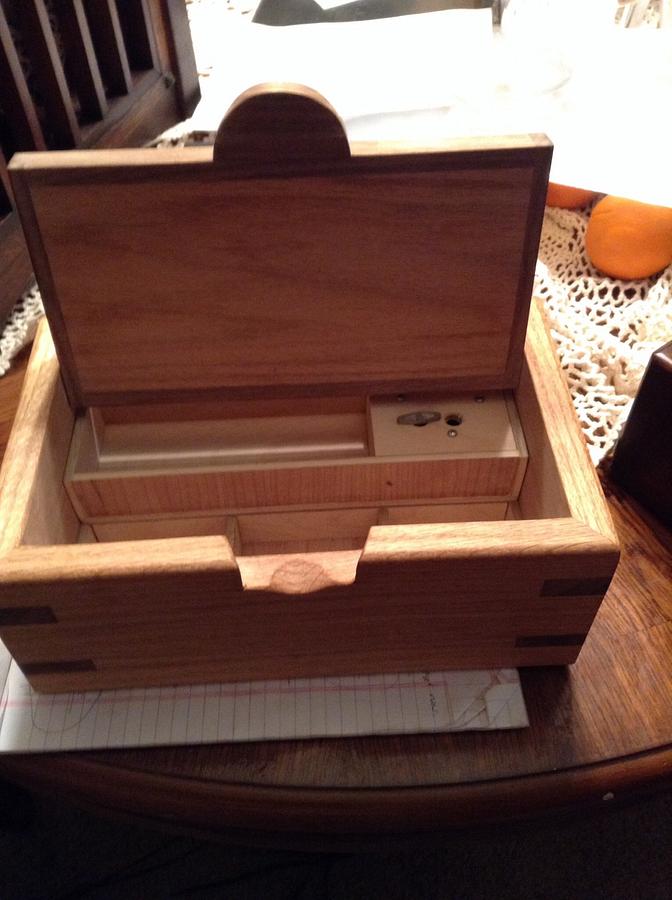 One small oak box