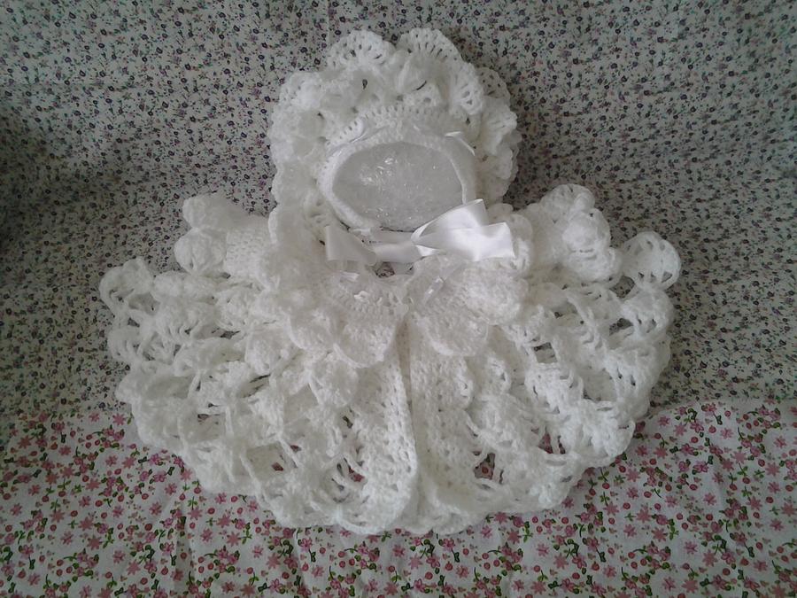 Beautiful frilled coat and petal design hat 