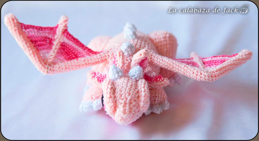 Pink Crochet Dragon - La Calabaza de Jack