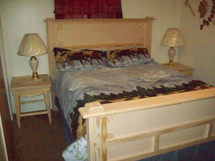 western bed finish with tables