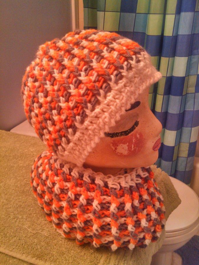 Amanda's fpdc/bpdc hat and scarf set