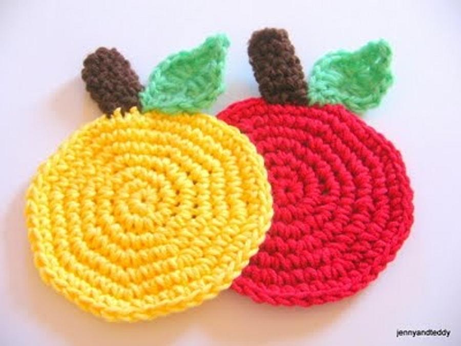 easy apple coaster free pattern