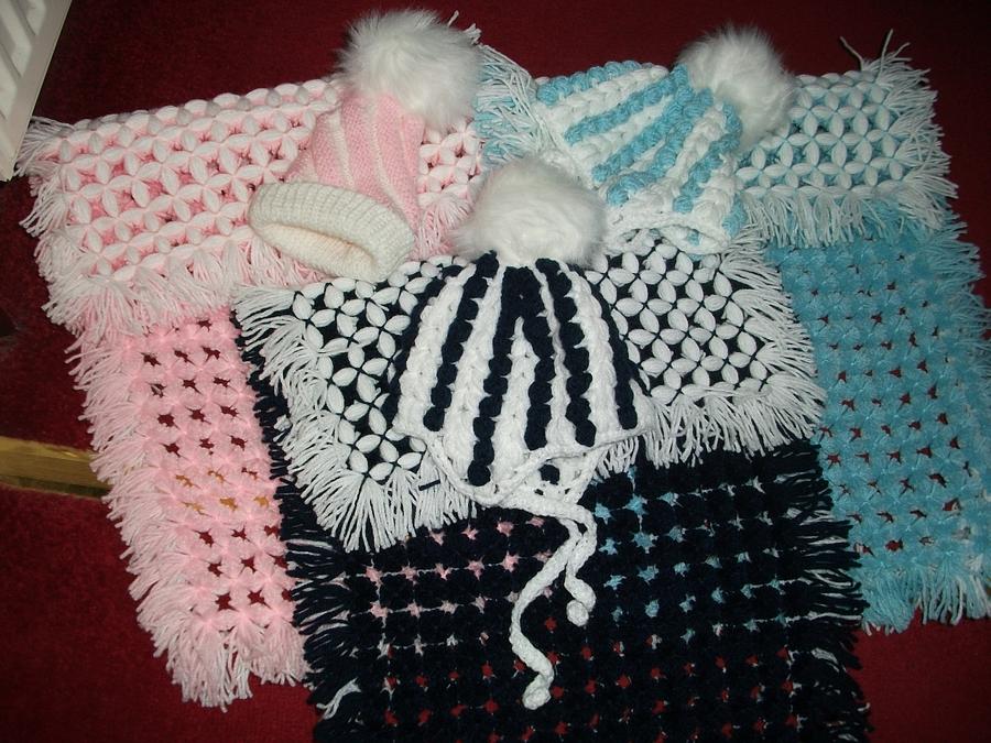 Pompom Blankets