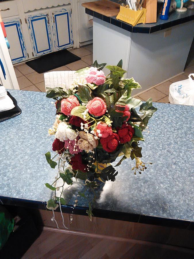 WEDDING BOUQUET AND GARTER