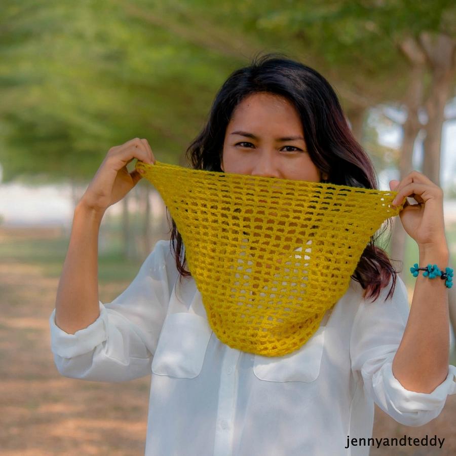 mesh lace cowl