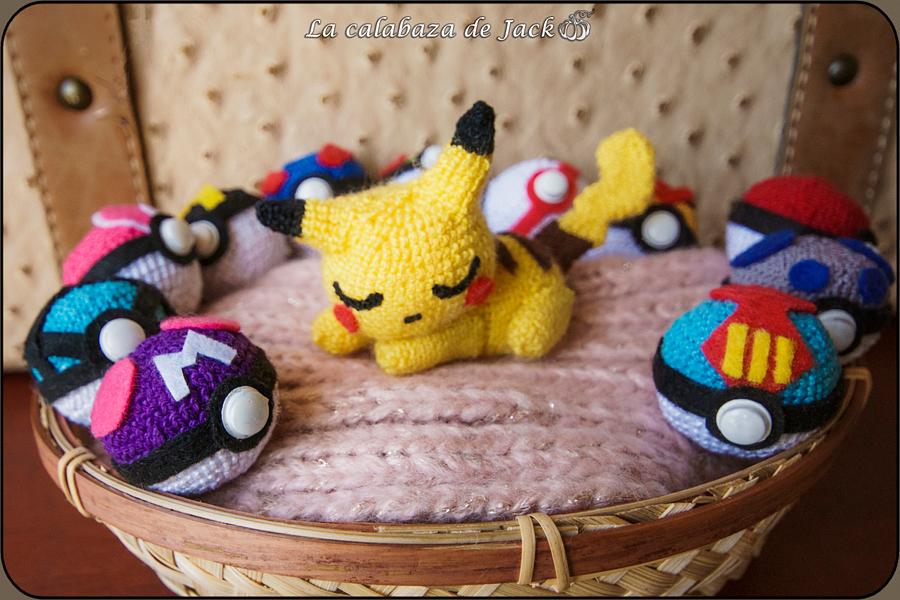 Sleepy Pikachu Amigurumi - Pokemon - La Calabaza de Jack