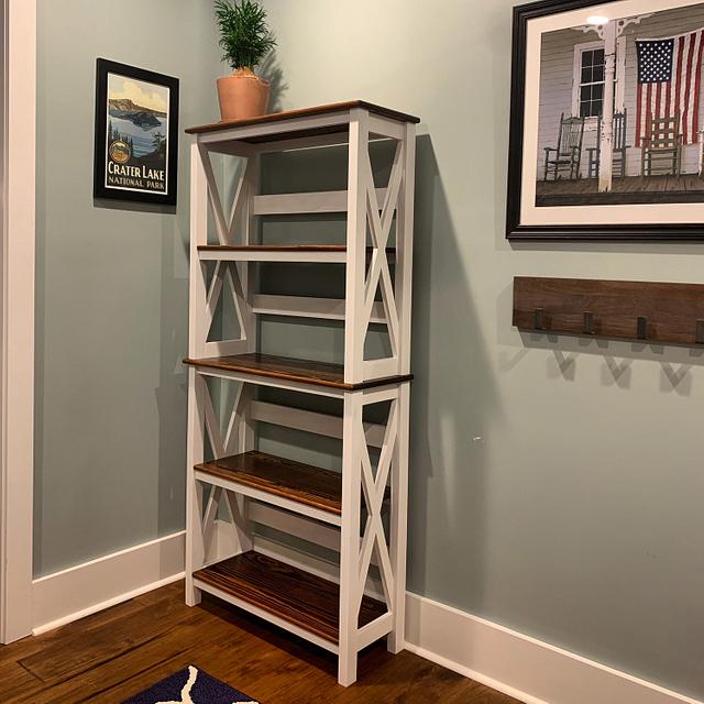 Farmhouse Bookshelf Woodworking Project by HansonMadeWW Craftisian