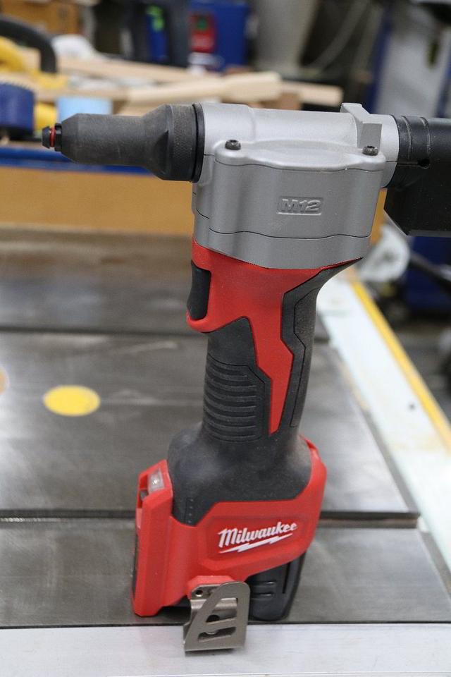 Milwaukee M12 Pop Rivet Tool (Part No: M12 BPRT) - Review by ...