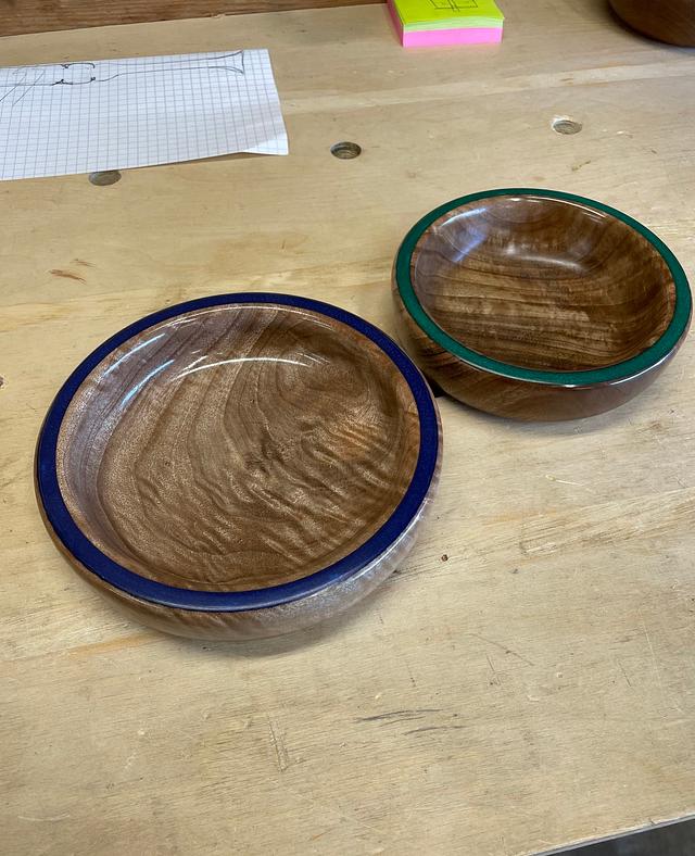 Epoxy Rim Bowls - Woodworking Project by RyanGi - Craftisian