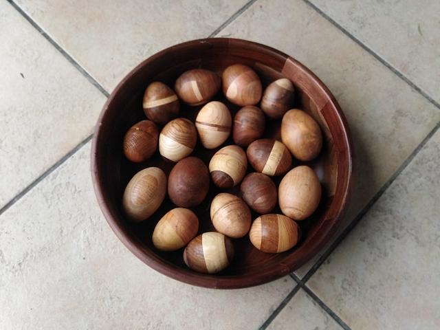 WOODEN EGGS - Leatherworking Project by majuvla - Craftisian