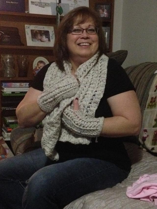 Braided cable crochet scarf and gloves - Needleworking Project by ...