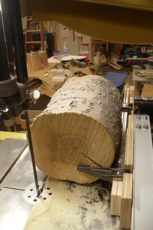 Band Saw Log Cutting Clamp Jig Woodworking Project by Kelly Craftisian
