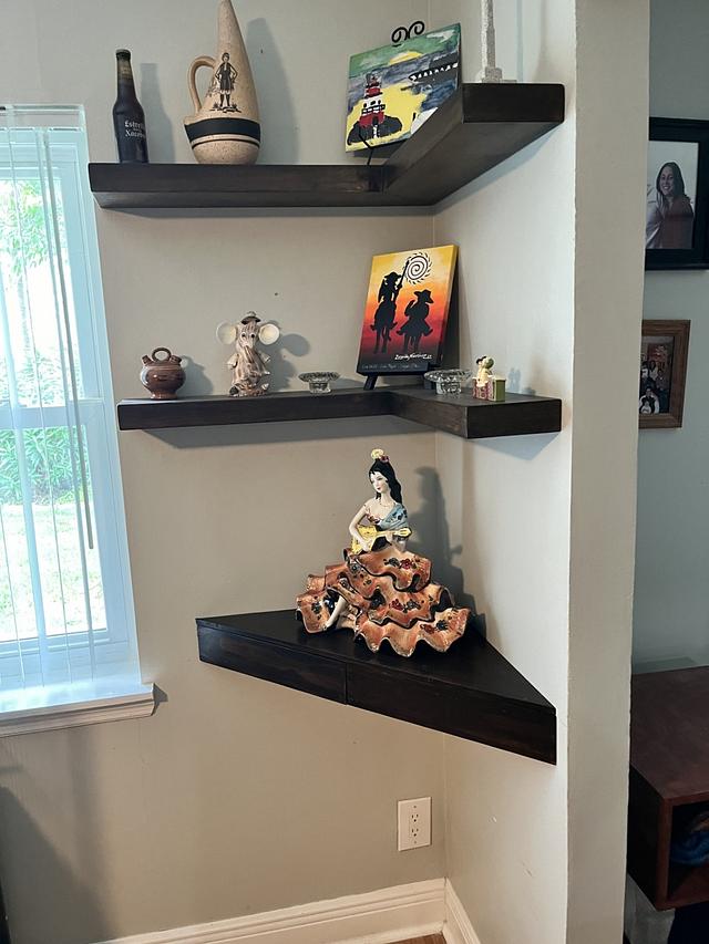 Another corner shelf - Woodworking Project by Angelo - Craftisian