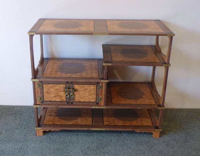 Kazaridana Traditional Japanese shelves Woodworking Project by