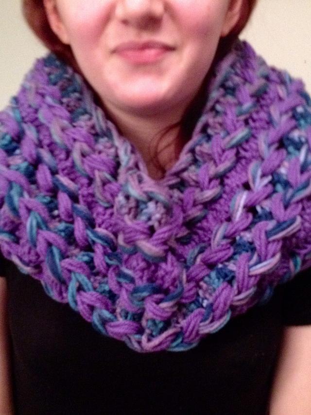 cowl-needleworking-project-by-annemarie-craftisian