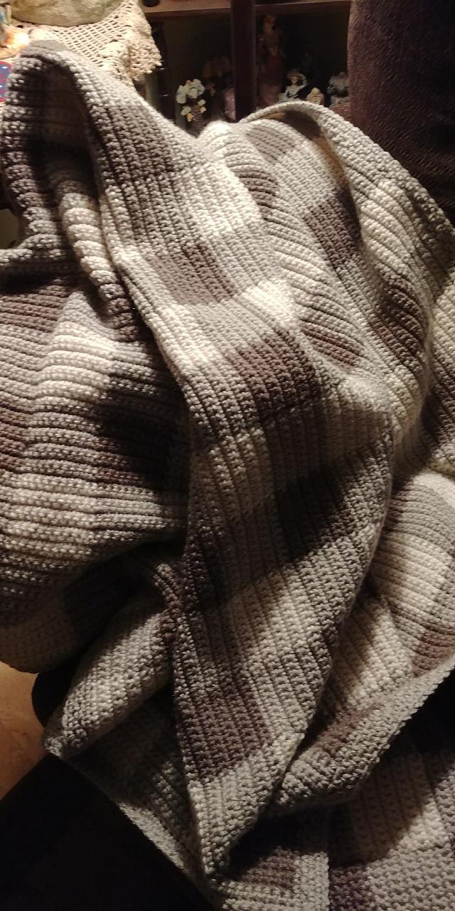 Mocha Gingham Blanket - Needleworking Project by Charlotte Huffman ...