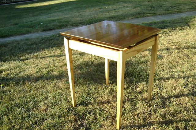 Floating top tables - Woodworking Project by Jeff Smith - Craftisian