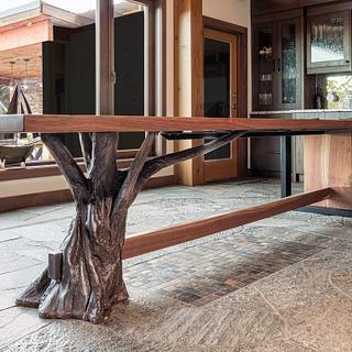 Walnut table - Woodworking Project by Glaros Studios Walnut table - Woodworking Project by Glaros Studios