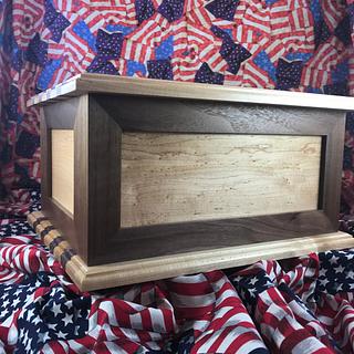 Walnut and Maple Cremation Urn - Woodworking Project by Roushwoodworking Walnut and Maple Cremation Urn - Woodworking Project by Roushwoodworking