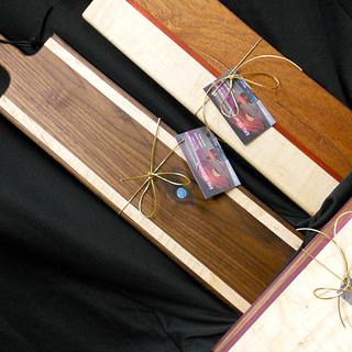 Breadboards - a great quick holiday project - Woodworking Project by Ellen Breadboards - a great quick holiday project - Woodworking Project by Ellen