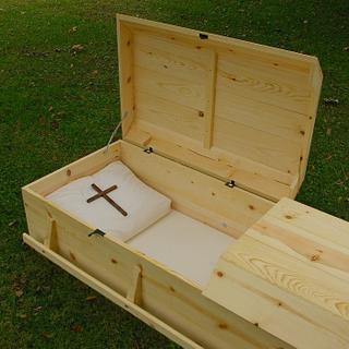 Pine Casket - Coffered Lid - Woodworking Project by Michael Ray Pine Casket - Coffered Lid - Woodworking Project by Michael Ray