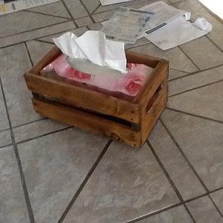 Small Pallett Wood Box - Woodworking Project by Thorreain Small Pallett Wood Box - Woodworking Project by Thorreain