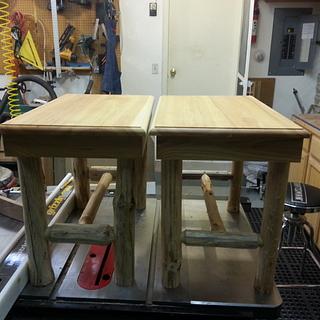 Log Tables with Hickory Tops - Woodworking Project by Jeff Vandenberg Log Tables with Hickory Tops - Woodworking Project by Jeff Vandenberg