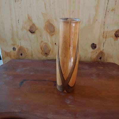 Christmas Vase 2019 - Project by Wheaties  -  Bruce A Wheatcroft   ( BAW Woodworking) 